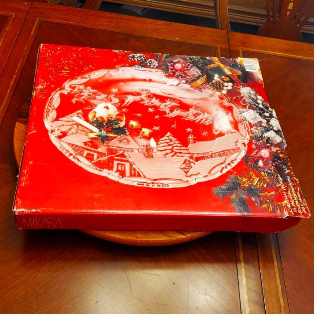 Mikasa 15" Christmas Tray